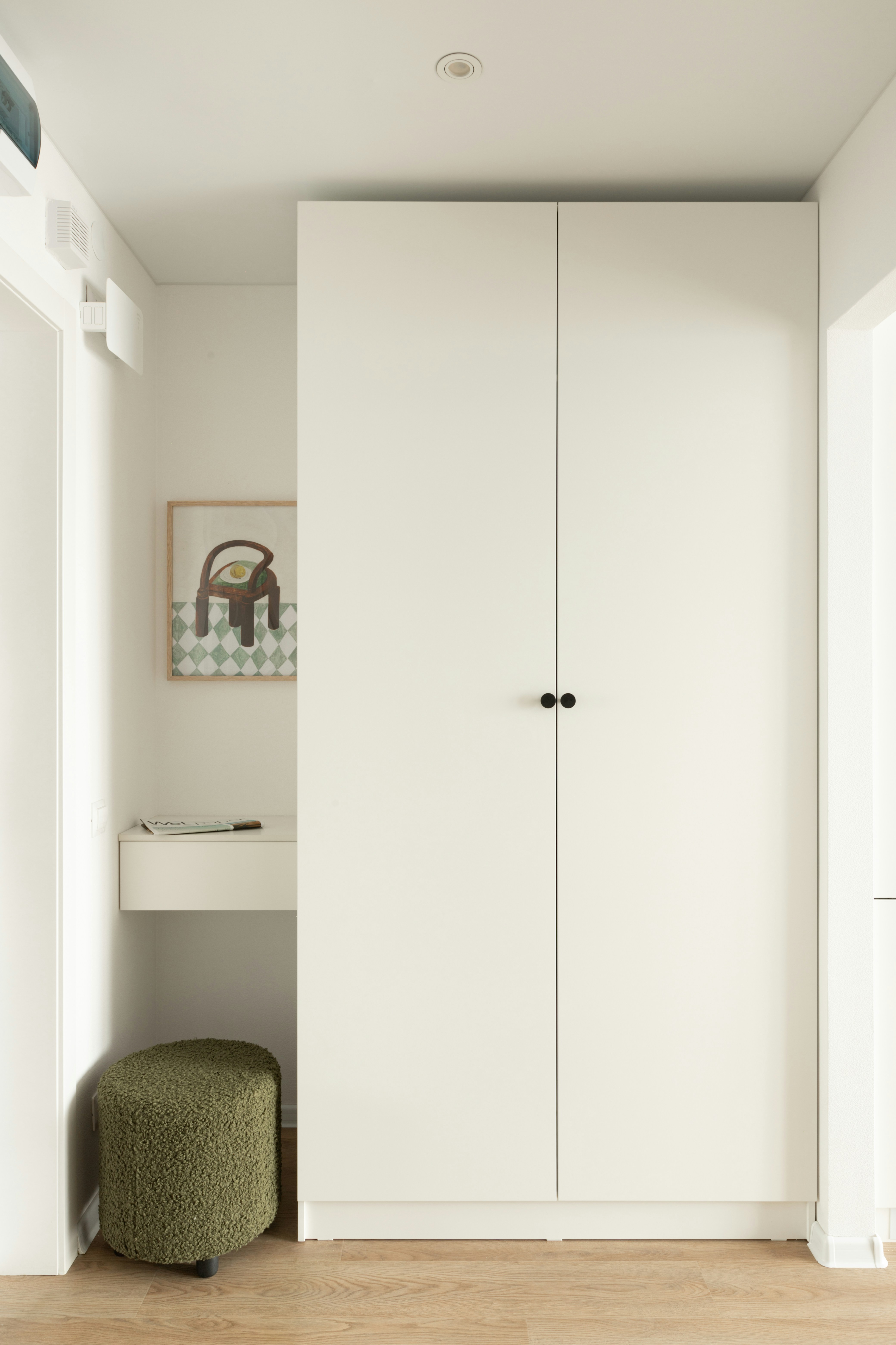 High Gloss Laminate Wardrobe 9